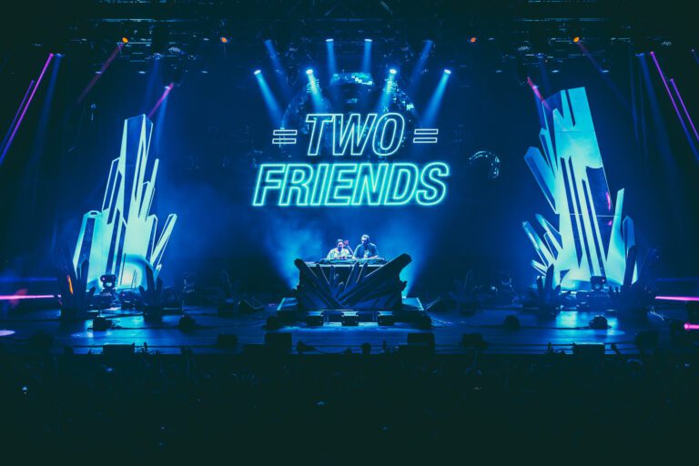 Two Friends-06