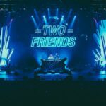 Two Friends - Popup
